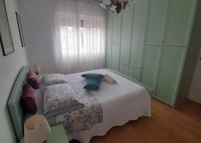 Adamo E Eva Nocleg ze śniadaniem 3*